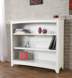 Cristallo bookcase in vintage white finish.