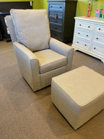 Load image into Gallery viewer, Luce glider &amp; ottoman in light grey
